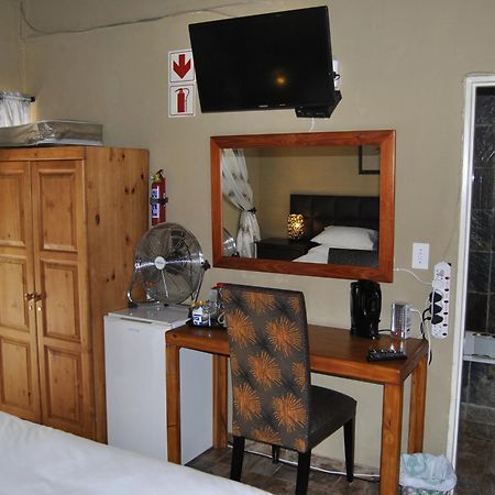 Birch Tree Cottage Йоханнесбург Экстерьер фото